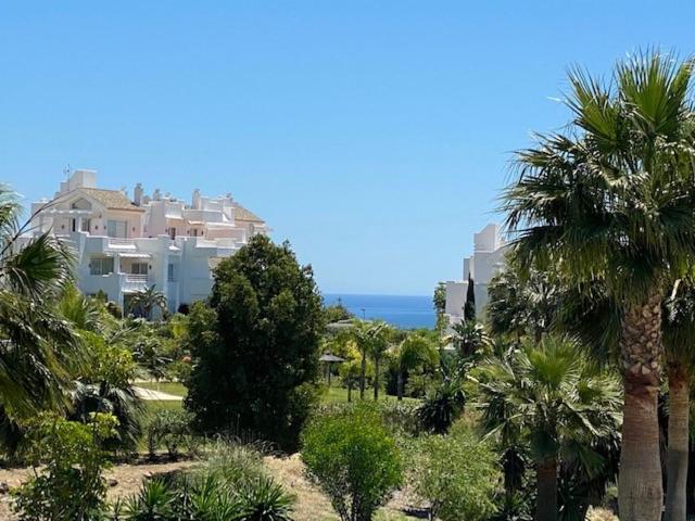 Palmsea Marbella-Estepona Buenas Noches المظهر الخارجي الصورة