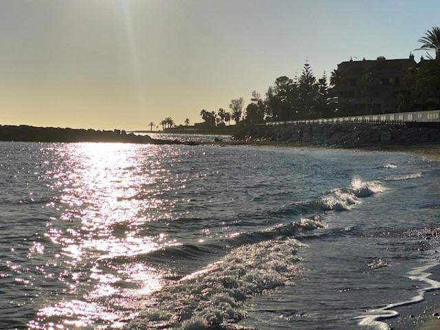 Palmsea Marbella-Estepona Buenas Noches المظهر الخارجي الصورة