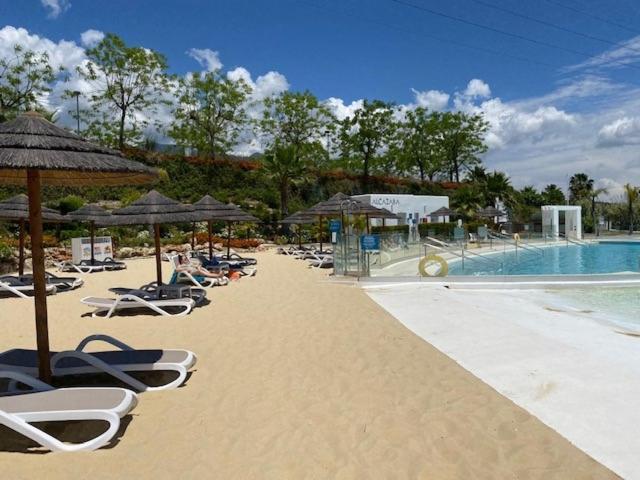 Palmsea Marbella-Estepona Buenas Noches المظهر الخارجي الصورة